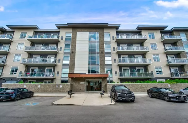 Hamilton, ON L9G 3K9,16 Markle CRES #412