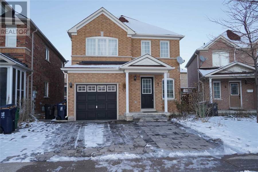 7 Solstice DR, Toronto E11, ON M1X 2B4