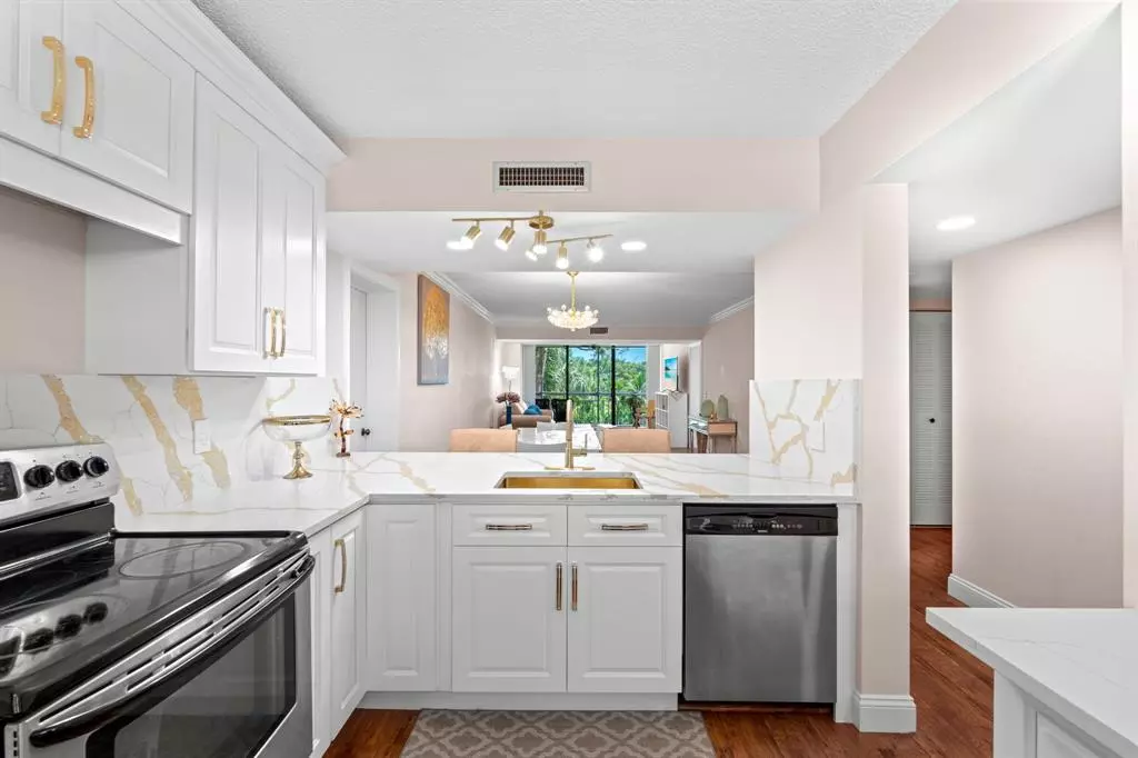 Boca Raton, FL 33433,6133 Balboa Circle #306