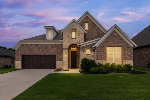 1913 Angus Drive, Little Elm, TX 75068