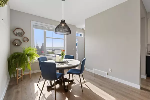 Calgary, AB T3P1L3,15 Howse Rise NE