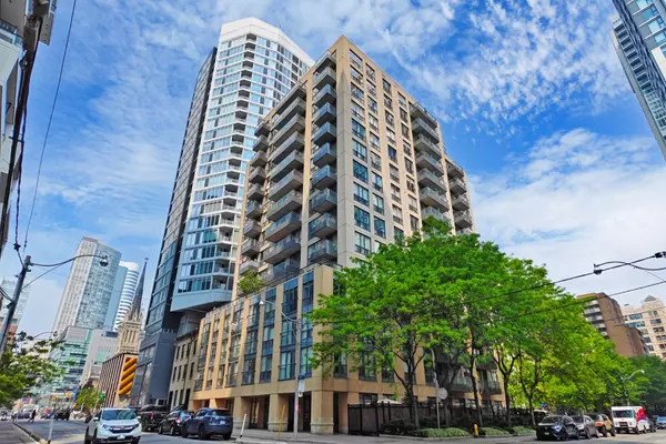 68 Shuter ST #701, Toronto C08, ON M5B 1B4