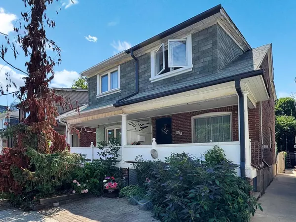 1052 Mount Pleasant RD, Toronto C10, ON M4P 2M4