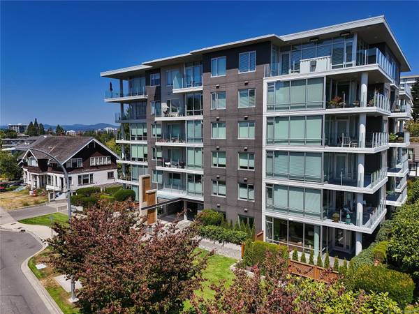 200 Douglas St #101, Victoria, BC V8V 2P2