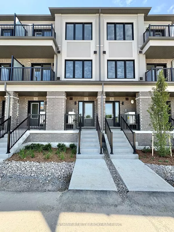 94 Matawin LN, Richmond Hill, ON L4B 0H7
