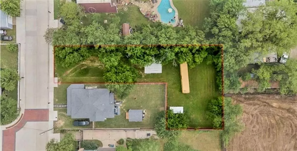 Roanoke, TX 76262,0 Lamar Street