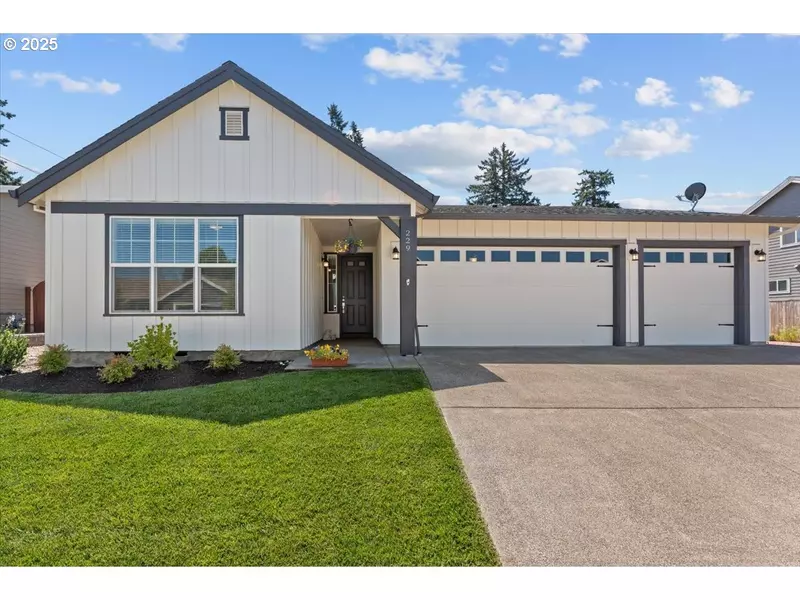 229 NE 17TH AVE, Canby, OR 97013