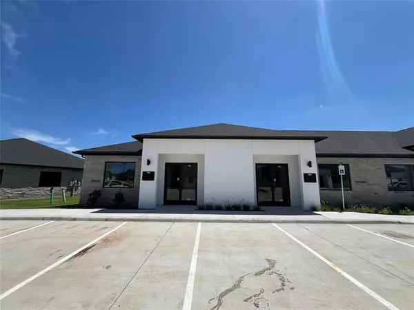 6000 Alma Drive #902, Mckinney, TX 75070