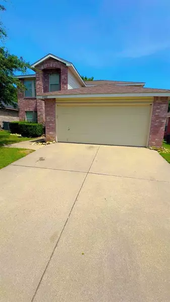 3920 Fox Run Drive, Fort Worth, TX 76123