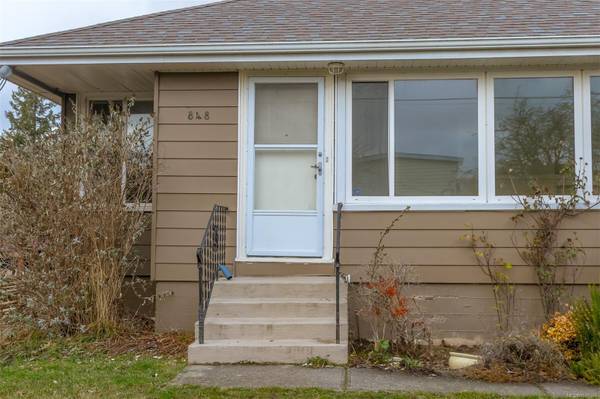 848 Reed St, Victoria, BC V8X 2P2