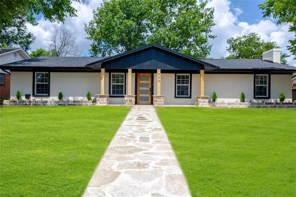 1002 Royal Drive, Kaufman, TX 75142
