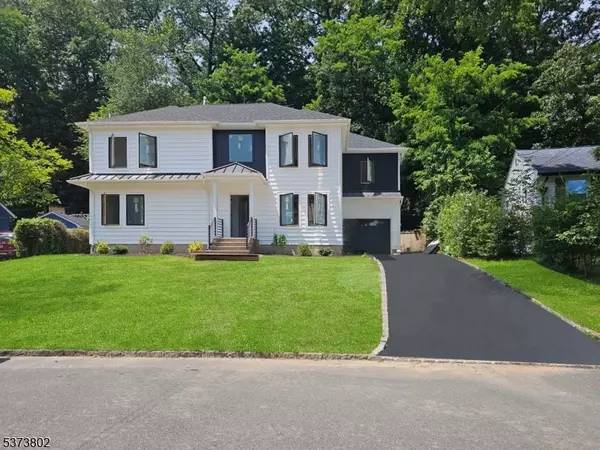 50 Huntley Rd, Summit City, NJ 07901