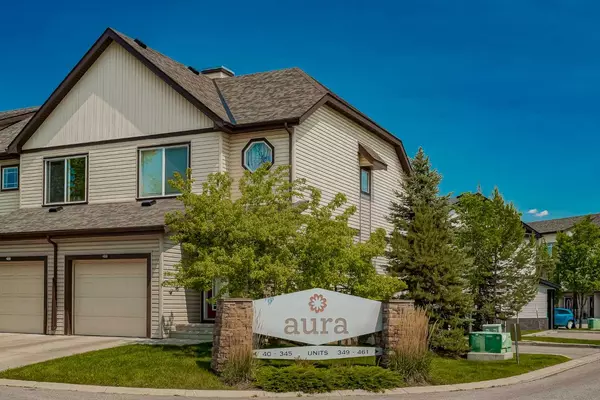313 Copperpond LNDG SE, Calgary, AB T2Z 1G6