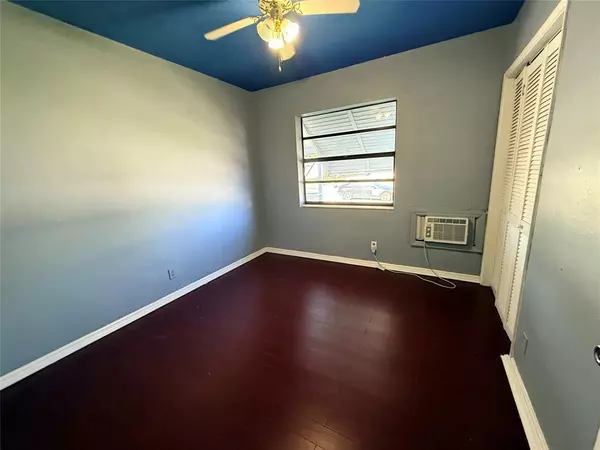 Plantation, FL 33317,2411 SW 50th Ter