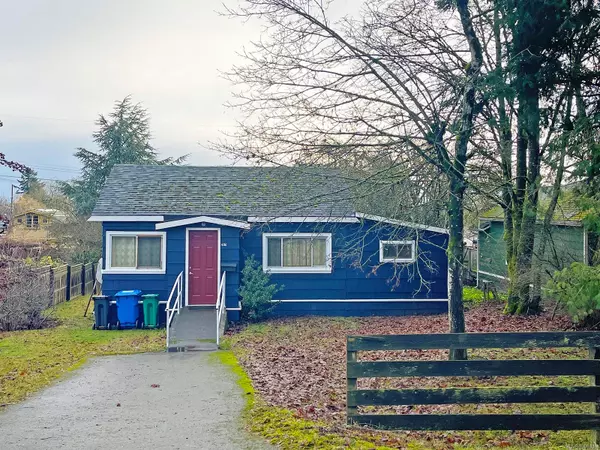 486 Wakesiah Ave, Nanaimo, BC V9R 3K9