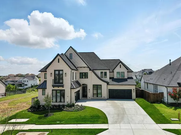 1901 Winding Ridge Road, Fort Worth, TX 76008
