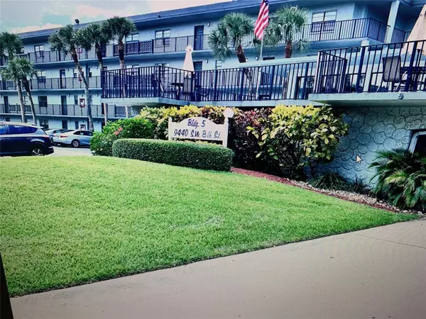 9440 SW 8th St #215, Boca Raton, FL 33428