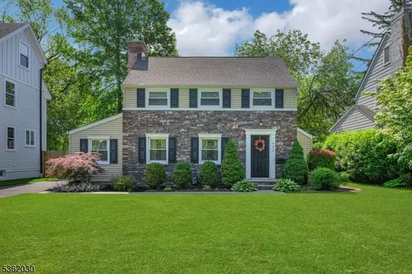 423 Edgewood Ave, Westfield Town, NJ 07090