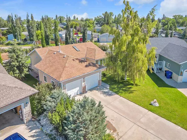 109 Monica Bay, Carstairs, AB T0M0N0