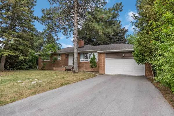 31 Orlon CRES, Richmond Hill, ON L4C 6S3
