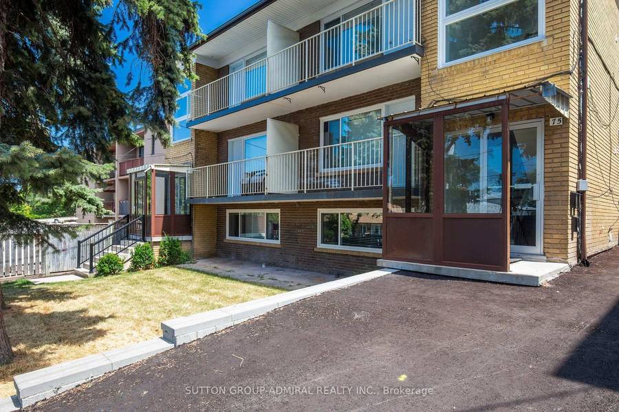 75 Garthdale CT #Unit 3, Toronto C06, ON M3H 5P8
