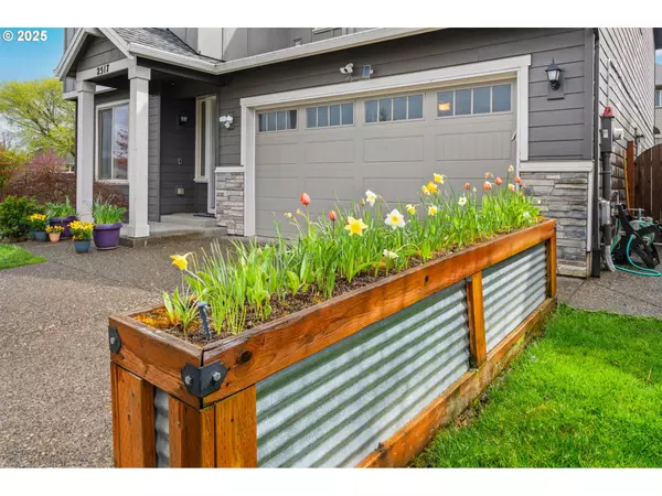 2517 SWEETWOOD CT, Forest Grove, OR 97116