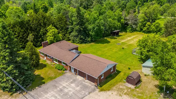 3875 LOOP RD, Dysart Et Al, ON K0L 1X0