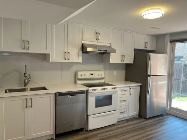 9 Beth AVE, Richmond Hill, ON L4E 0J6