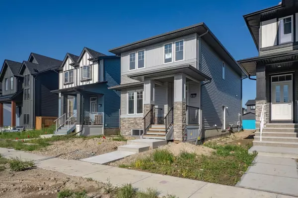 936 Reynolds LN Southwest, Airdrie, AB T4B 5L7