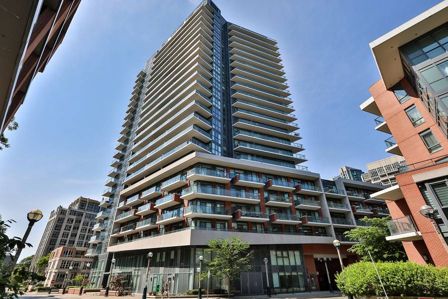 38 Iannuzzi ST #LPH05, Toronto C01, ON M5V 0S2