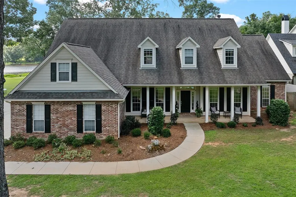 Benton, LA 71006,3215 Cypress Village Drive