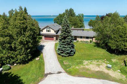 108 Bartlett BLVD, Collingwood, ON L9Y 5C9