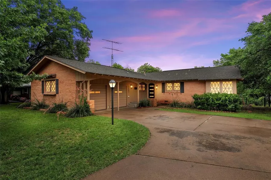 2607 Glendale Drive, Waco, TX 76710