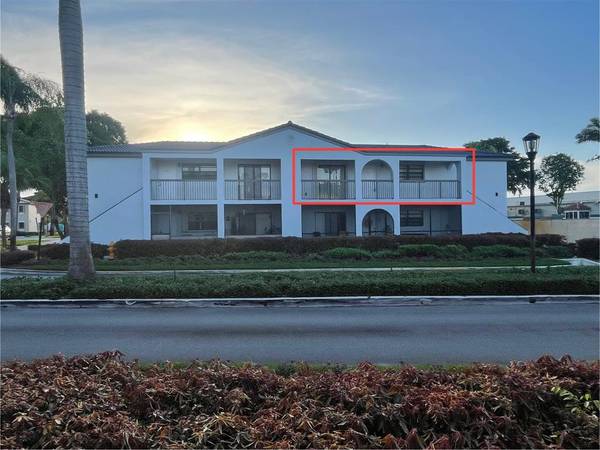 18340 Mediterranean Blvd #2806, Hialeah, FL 33015
