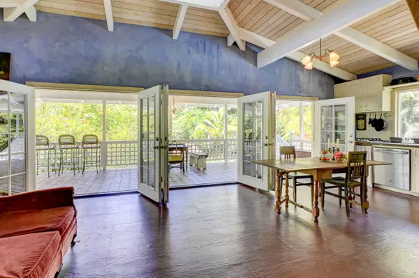 Keaau, HI 96749,15-2068 3RD AVE