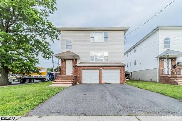 44 N Whittier St #1, Carteret Boro, NJ 07008