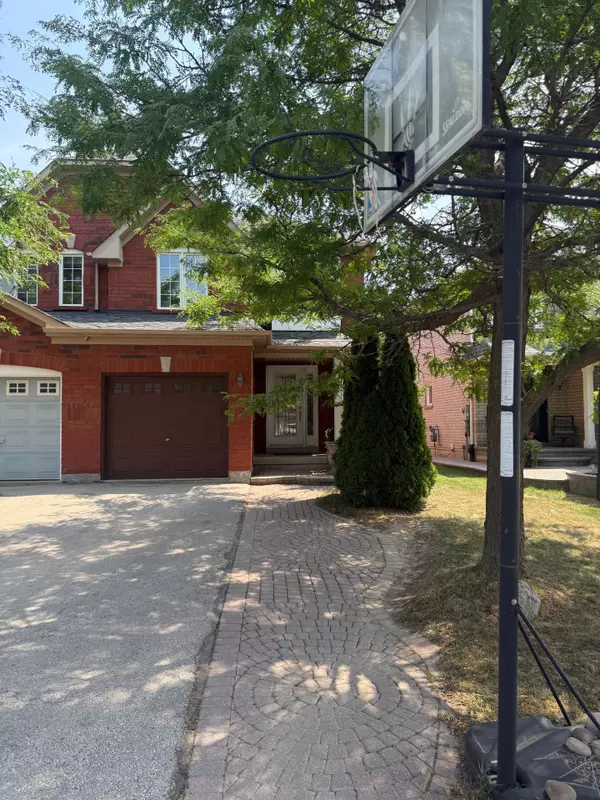 7 Love Run RD, Vaughan, ON L6A 3M2
