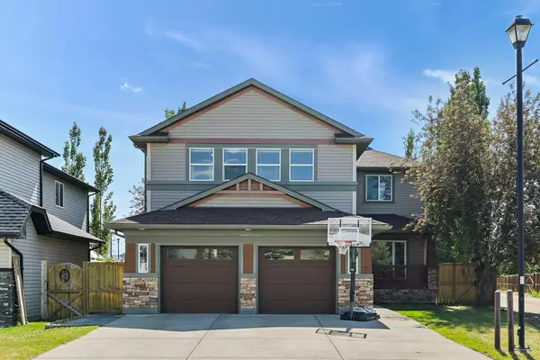 101 Springmere RD, Chestermere, AB T1X 1R3