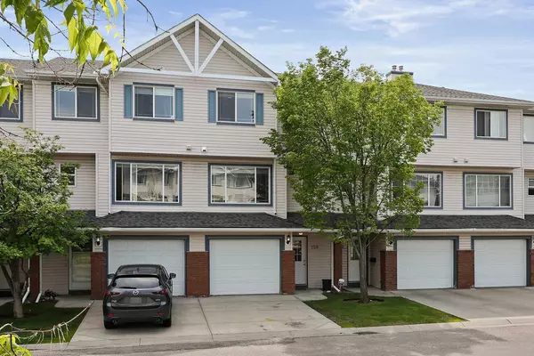 Calgary, AB T3G 4S8,258 Rocky Ridge CT NW