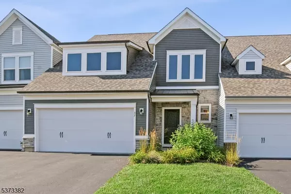 37 Doyle Dr, Florham Park Boro, NJ 07932