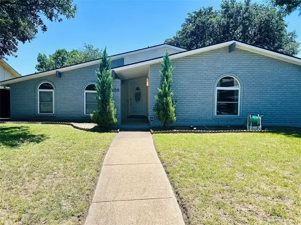 8508 Londonderry Lane, Dallas, TX 75228