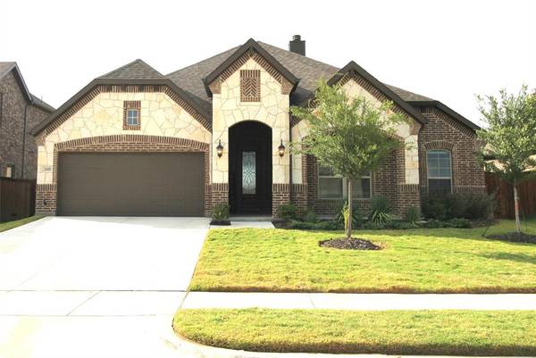 2410 Rawlins Lane, Mansfield, TX 76084