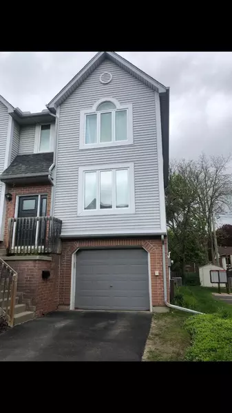 132 BRIGHTON ST #10, Waterloo, ON N2J 4S5