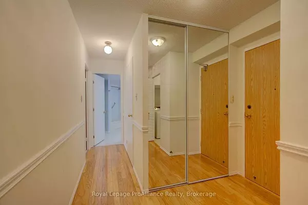 Kingston, ON K7L 2Y7,185 Ontario ST #602