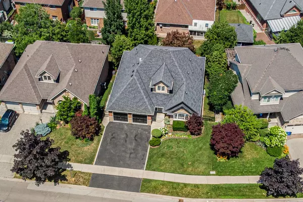 Grimsby, ON L3M 5J9,149 Dorchester DR