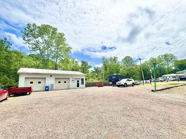 Pomeroy, OH 45769,1551 Nye Ave