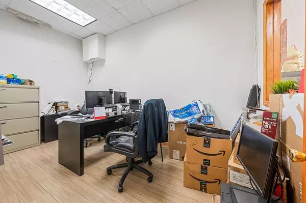 Brooklyn, NY 11214,2343 Bath AVE