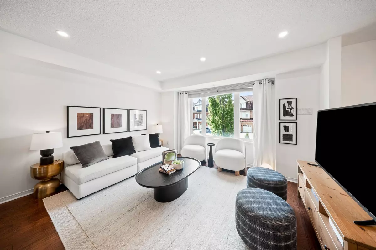 Mississauga, ON L5M 8C8,4965 Southampton DR #36