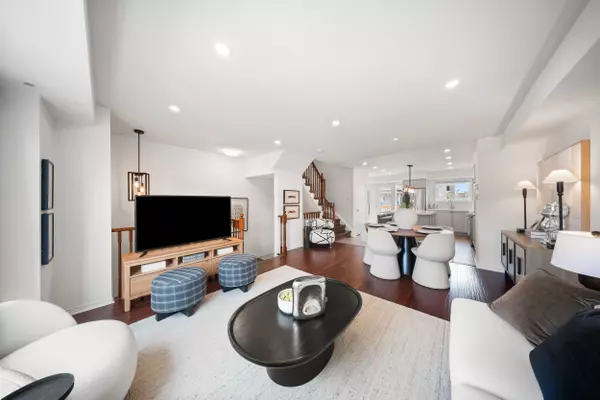 Mississauga, ON L5M 8C8,4965 Southampton DR #36