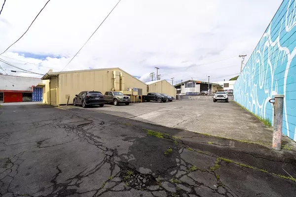 Hilo, HI 96720,38 KALAKAUA ST